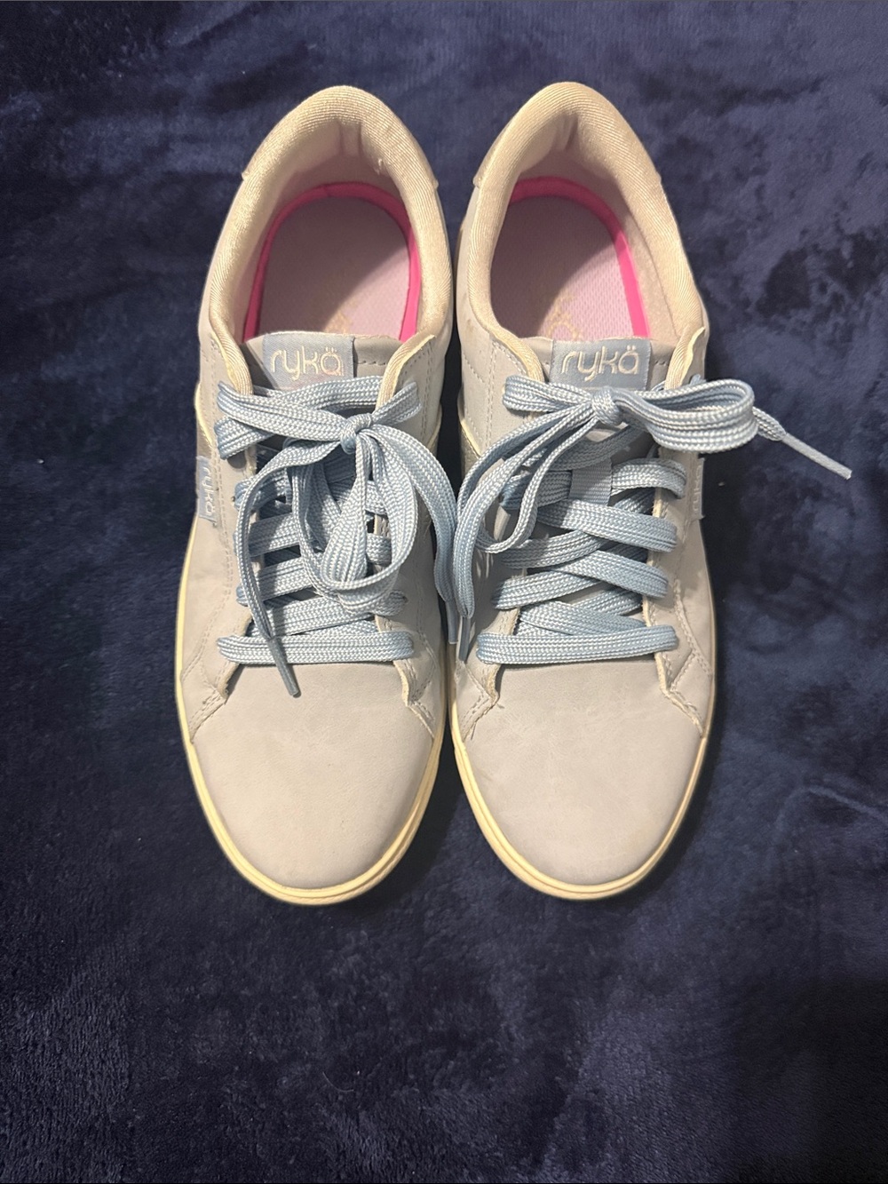Ryka Women's Light Gray-Blue Low-Top Sneakers with Pink Lining Women’s Size 7.5